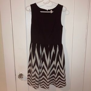 Black and White Dress With Zigzag Pattern